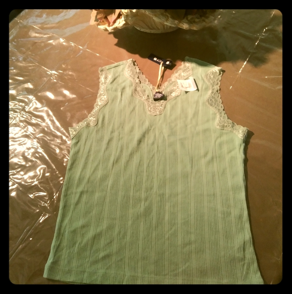 Architect 100% Cotton floral outline Top